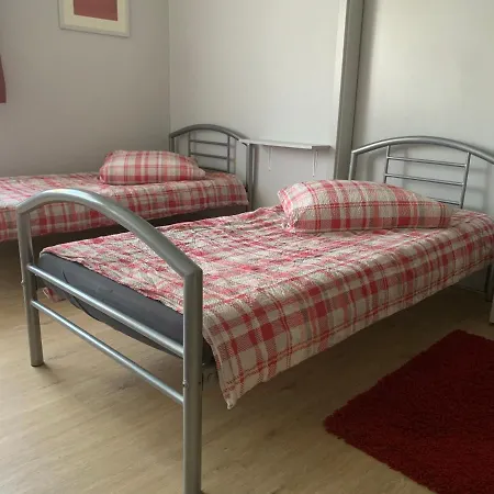 Bis 8 Personen Lägenhet